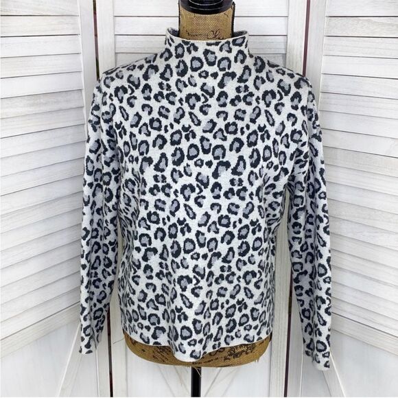 Cynthia Rowley Leopard Print Mock Neck Sweater White Silver Small Cropped - Picture 1 of 12